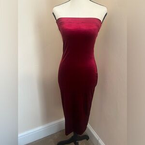 Elegant Red Velvet Tube Dress